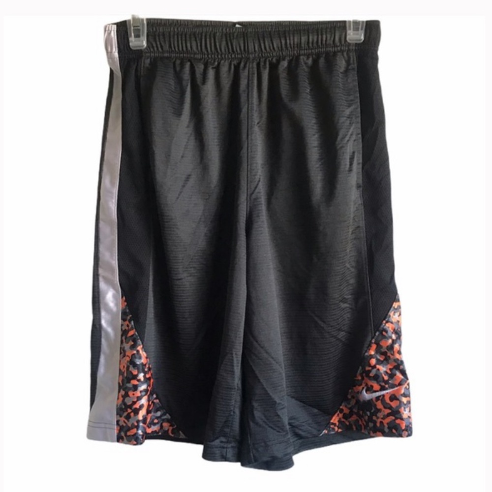 Nike Mens Dri Fit Black Graphic Athletic Shorts.